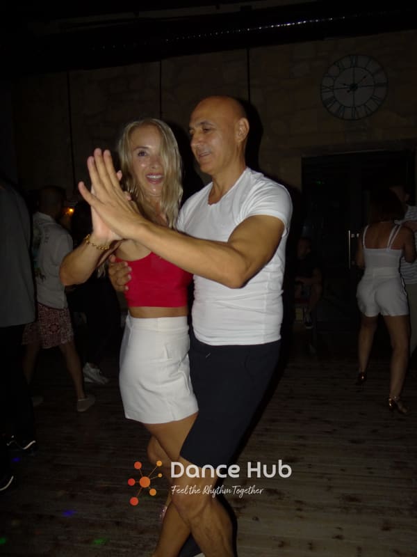 DANCEHUB-002944.jpg