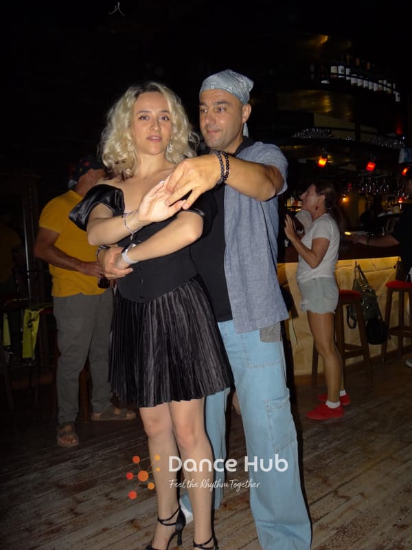 DANCEHUB-002962.jpg