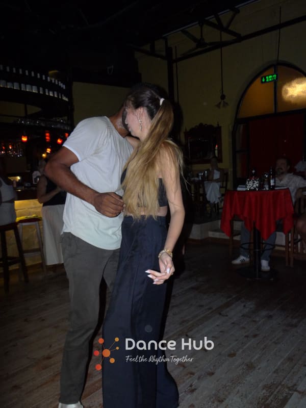 DANCEHUB-002968.jpg