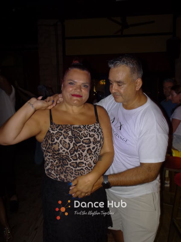 DANCEHUB-003000.jpg