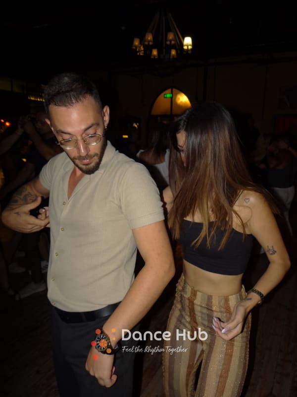 DANCEHUB-003020.jpg