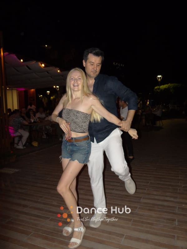 DANCEHUB-001806.jpg