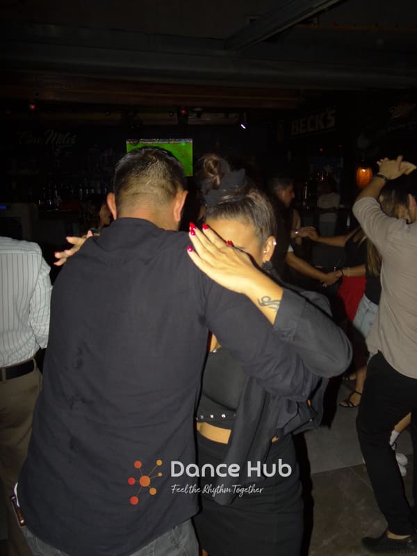 DANCEHUB-005101.jpg
