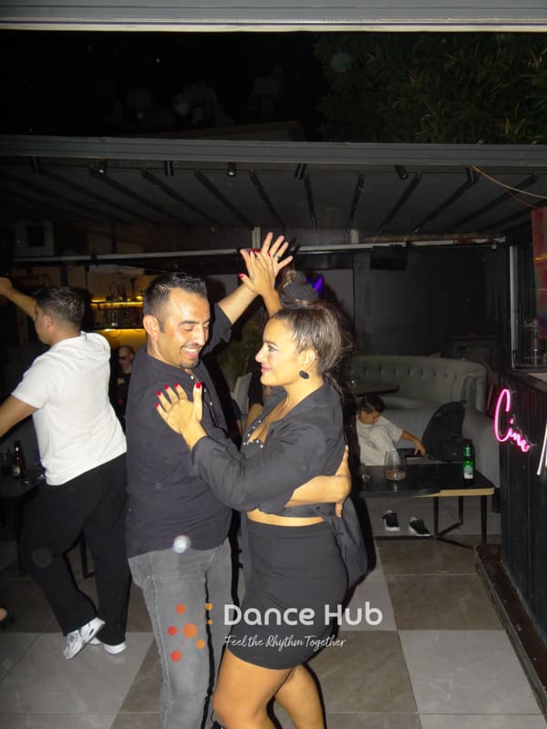 DANCEHUB-005104.jpg