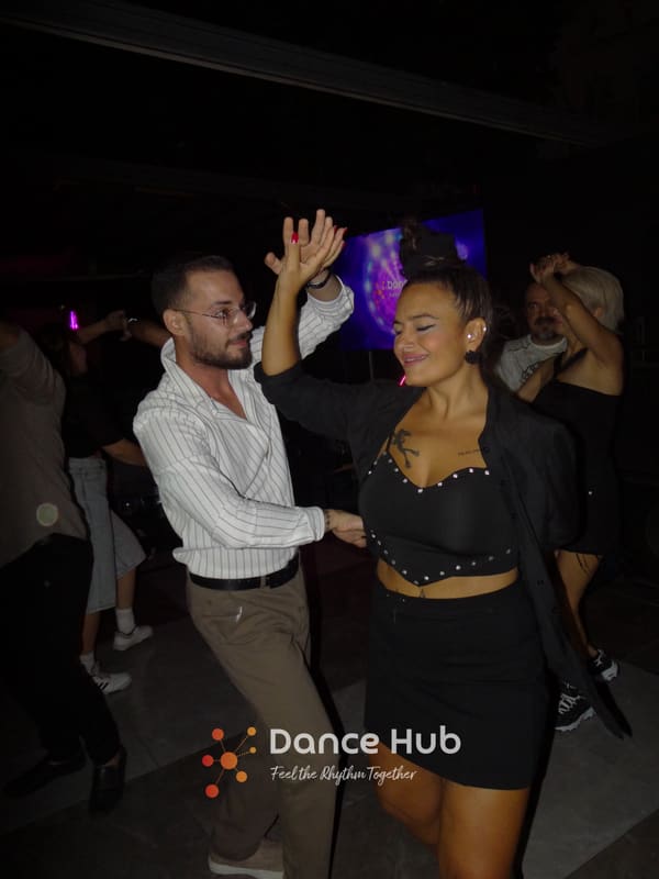 DANCEHUB-005111.jpg