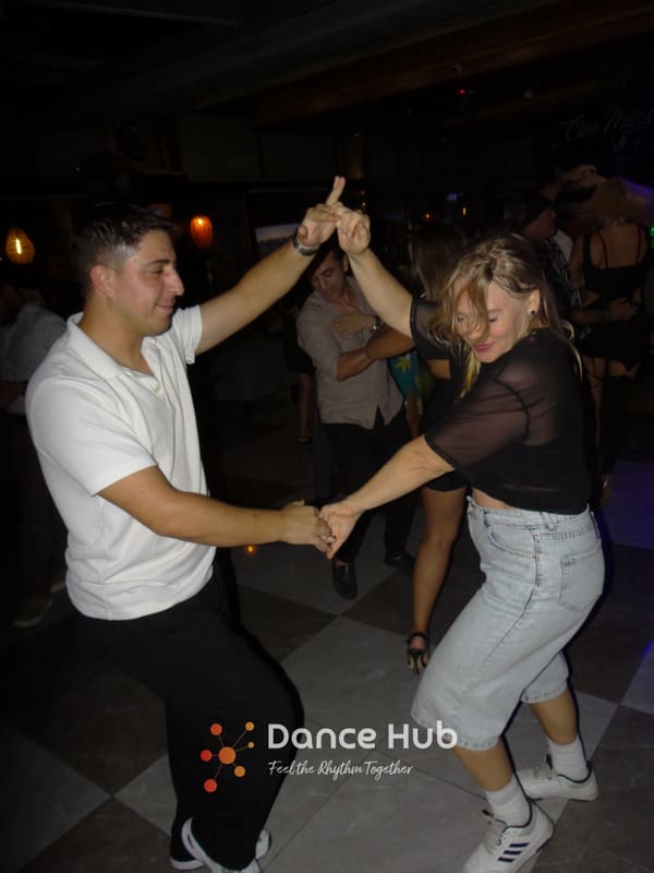 DANCEHUB-005114.jpg