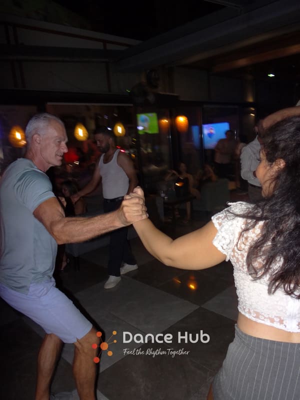 DANCEHUB-005118.jpg