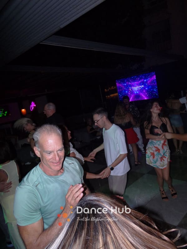 DANCEHUB-005151.jpg