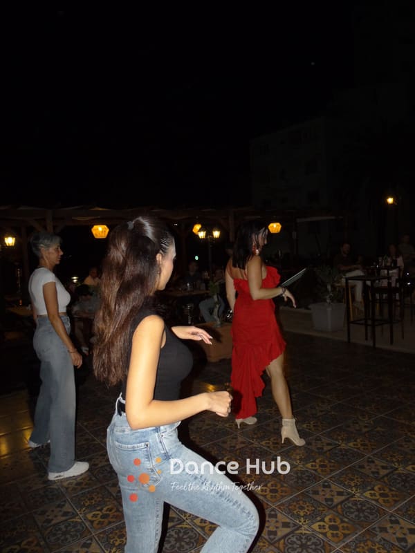DANCEHUB-001874.jpg