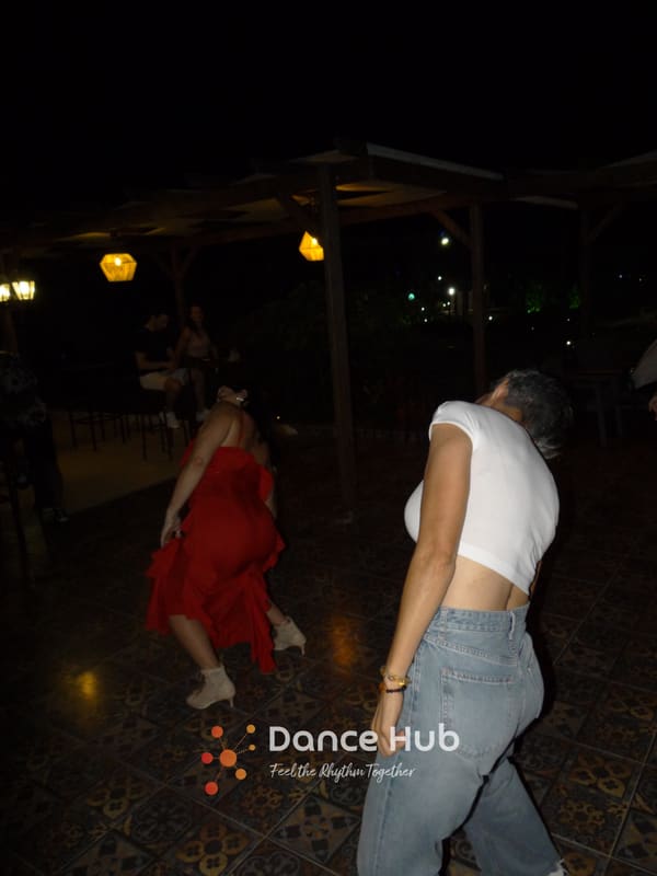 DANCEHUB-001875.jpg