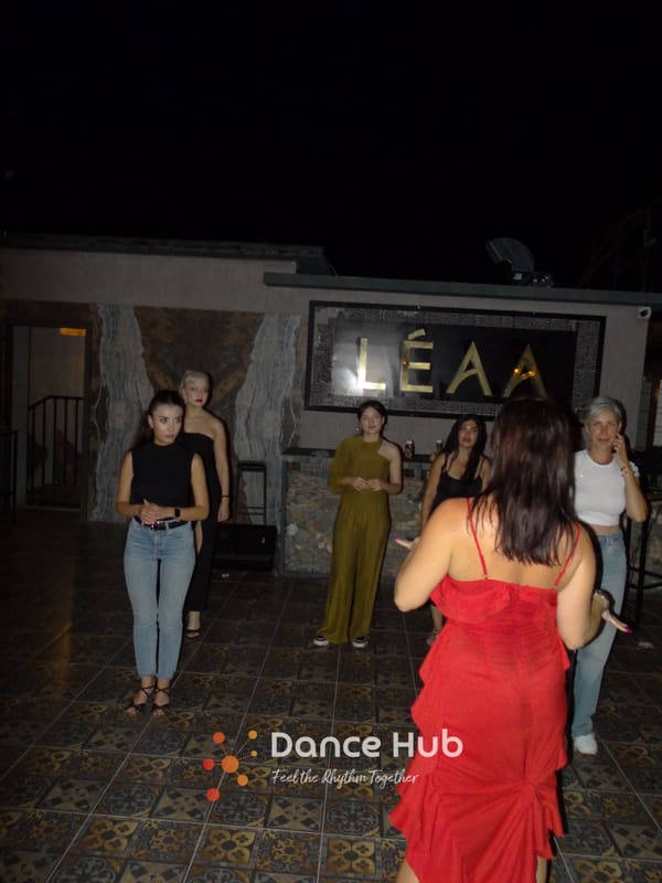 DANCEHUB-001876.jpg