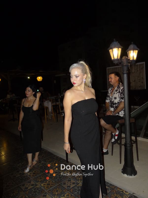 DANCEHUB-001884.jpg