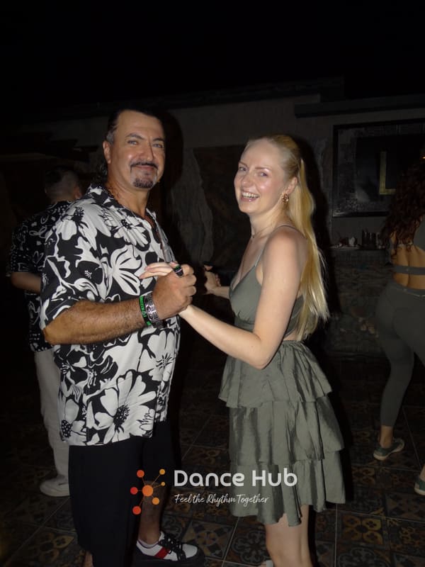 DANCEHUB-001899.jpg