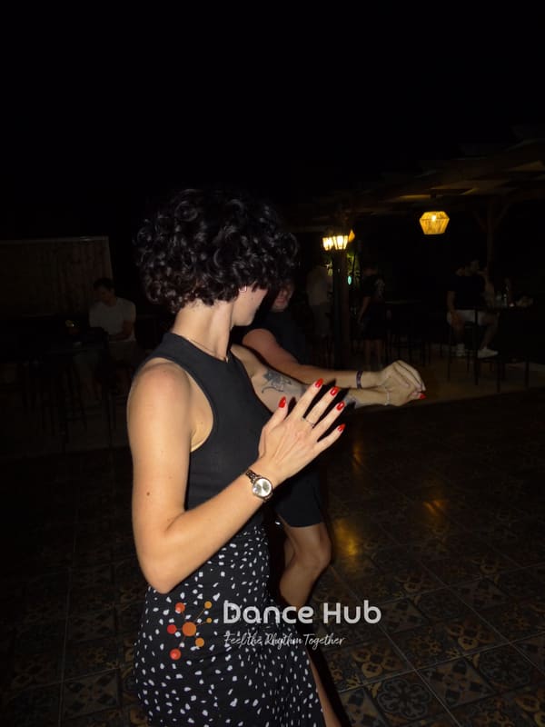 DANCEHUB-001942.jpg