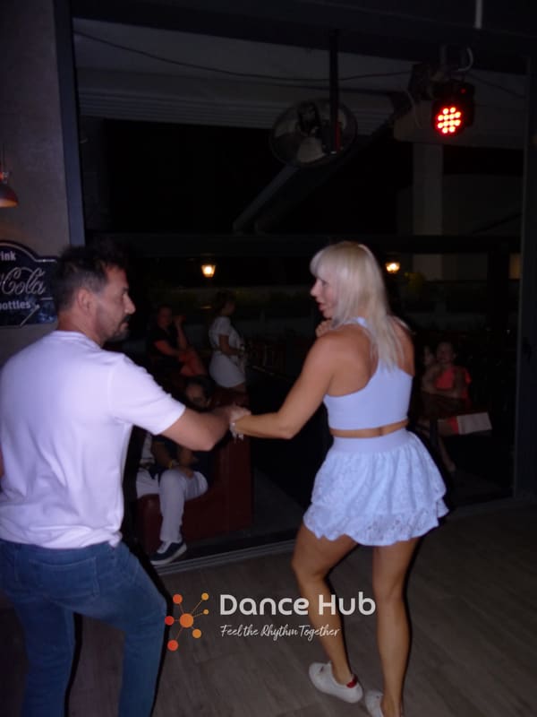 DANCEHUB-003578.jpg