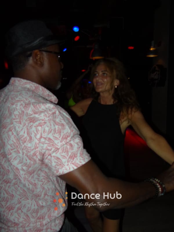 DANCEHUB-003593.jpg