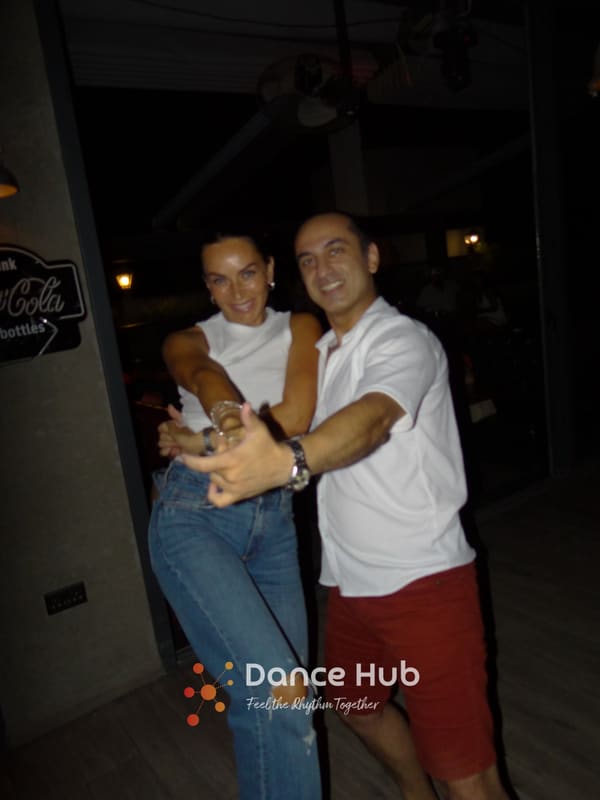 2 August, Locale Sports Bar Dance Night