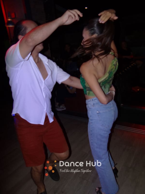 DANCEHUB-003600.jpg