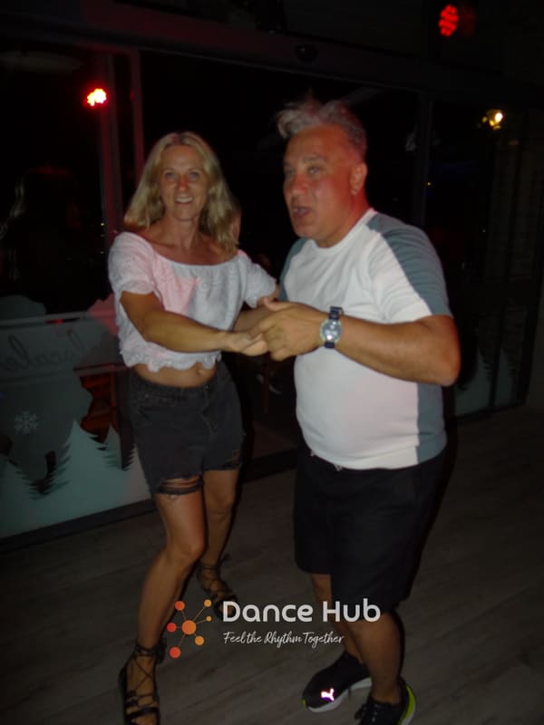 DANCEHUB-003610.jpg