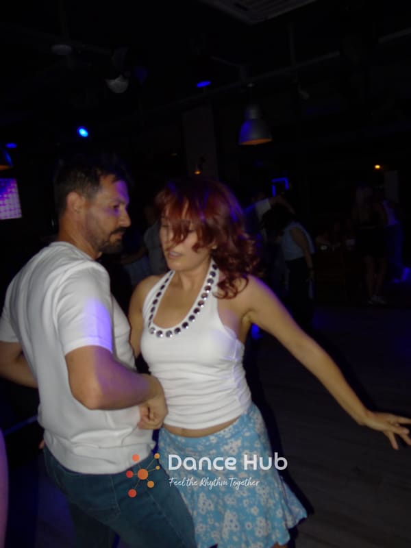 DANCEHUB-003645.jpg