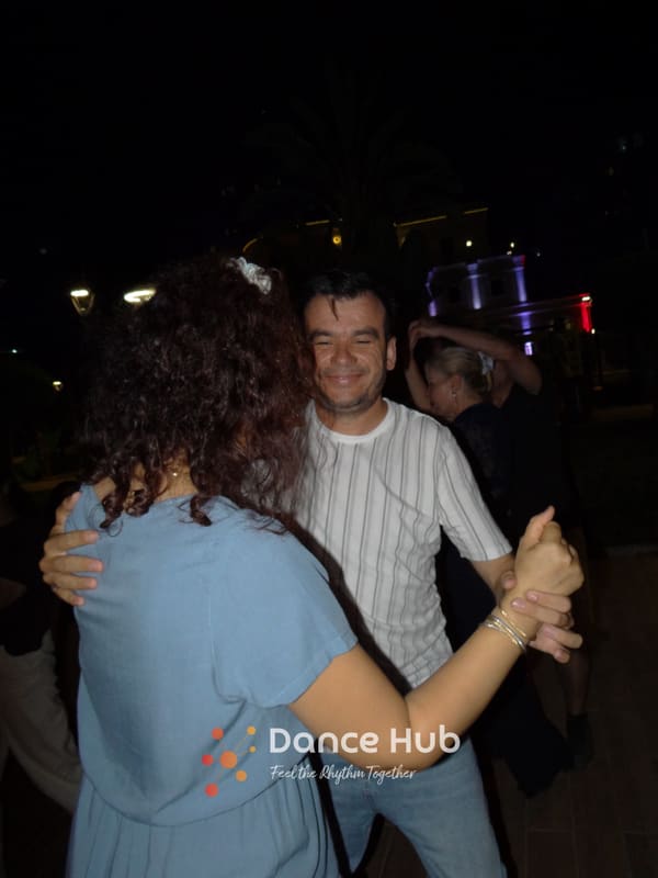 DANCEHUB-002244.jpg