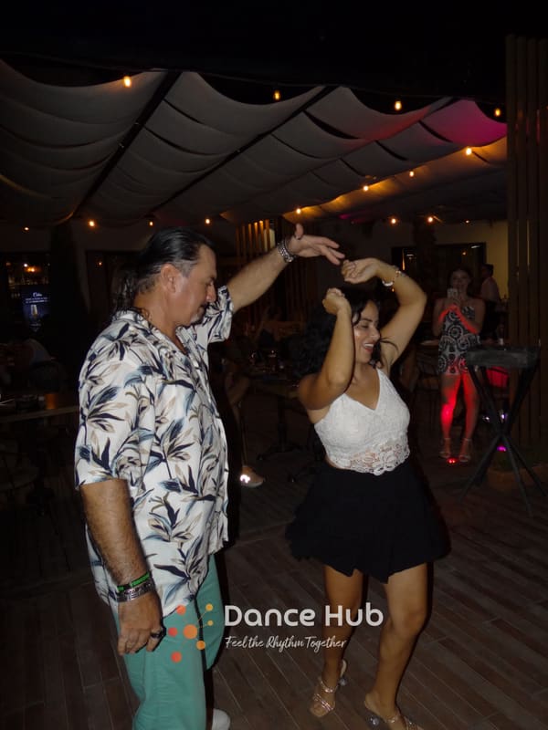 DANCEHUB-002250.jpg