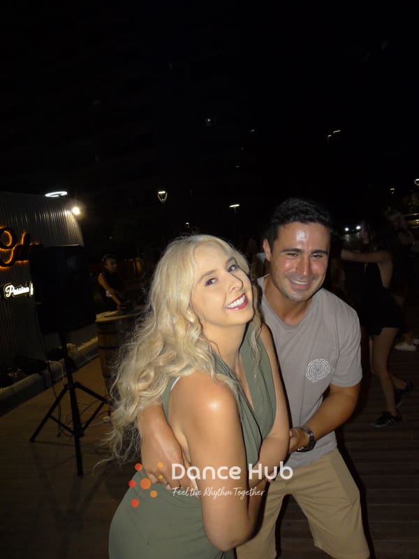 DANCEHUB-002305.jpg