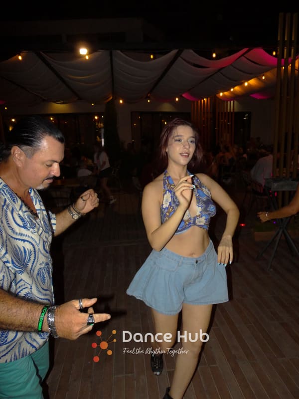 DANCEHUB-002314.jpg