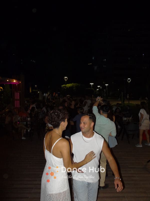 DANCEHUB-002322.jpg