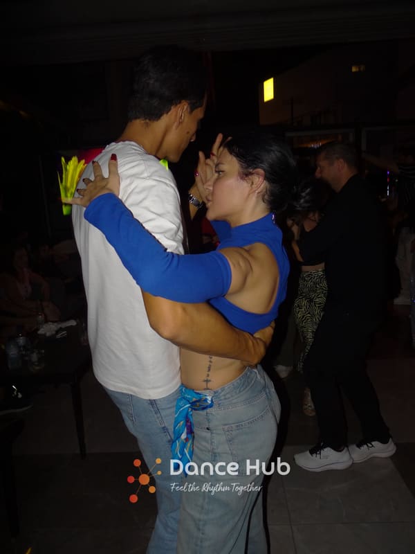 DANCEHUB-005774.jpg