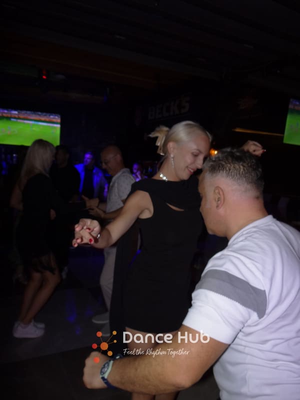 DANCEHUB-005788.jpg