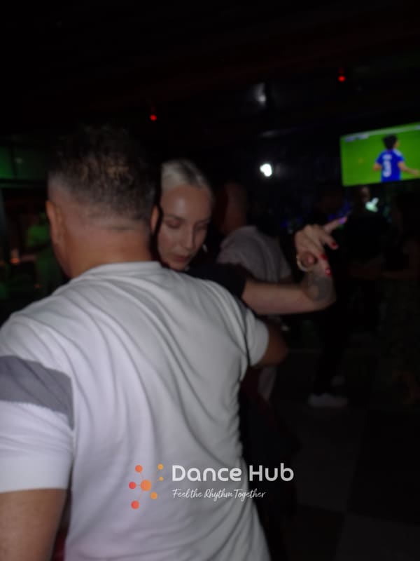 DANCEHUB-005789.jpg