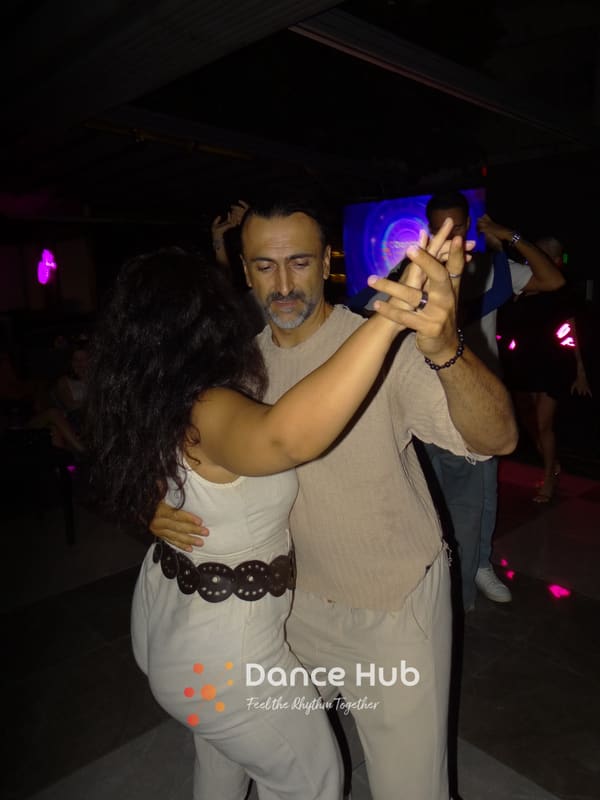 DANCEHUB-005797.jpg