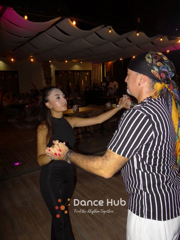 DANCEHUB-004423.jpg