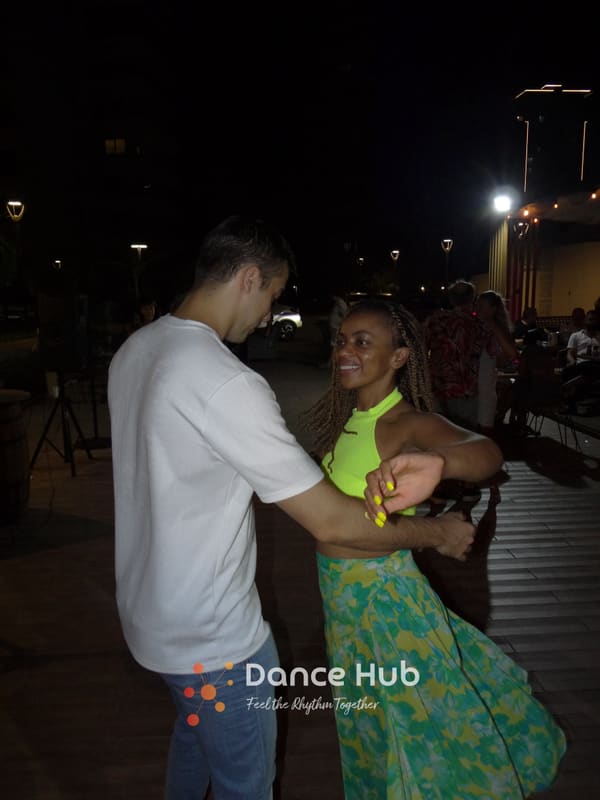 DANCEHUB-004433.jpg