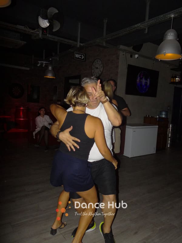 DANCEHUB-005189.jpg