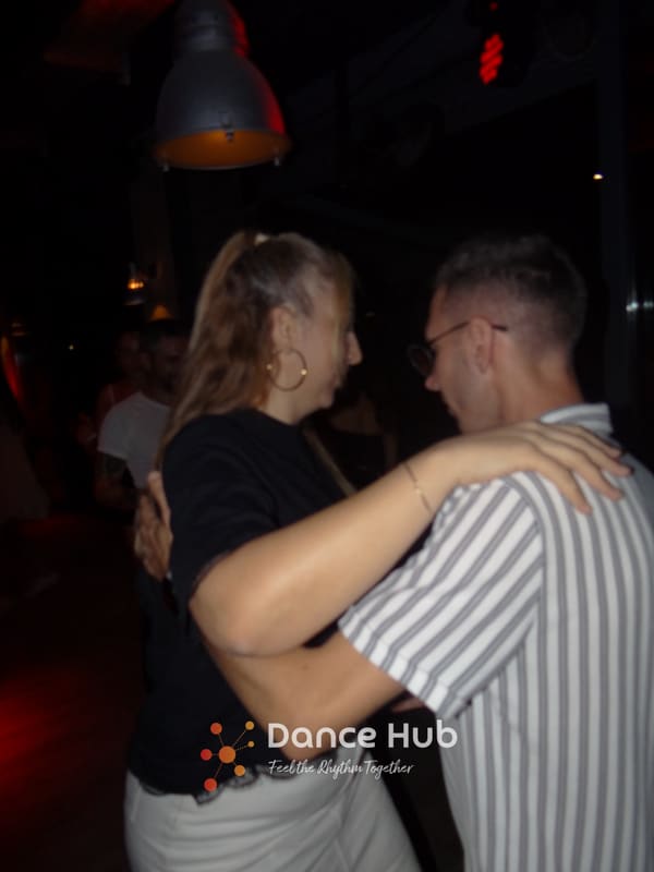 DANCEHUB-005198.jpg