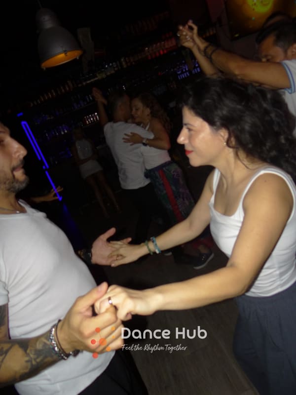 DANCEHUB-005200.jpg
