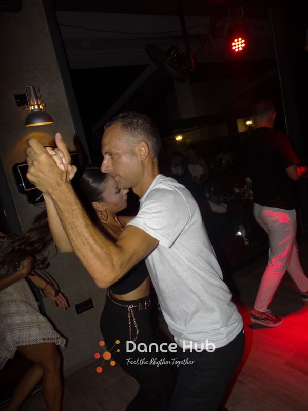 DANCEHUB-005227.jpg