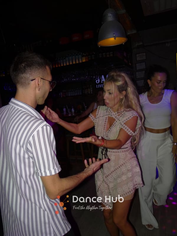 DANCEHUB-005265.jpg