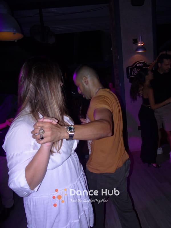DANCEHUB-005266.jpg