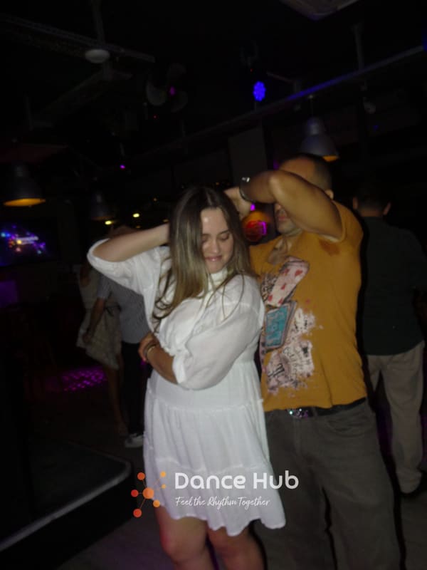 DANCEHUB-005274.jpg