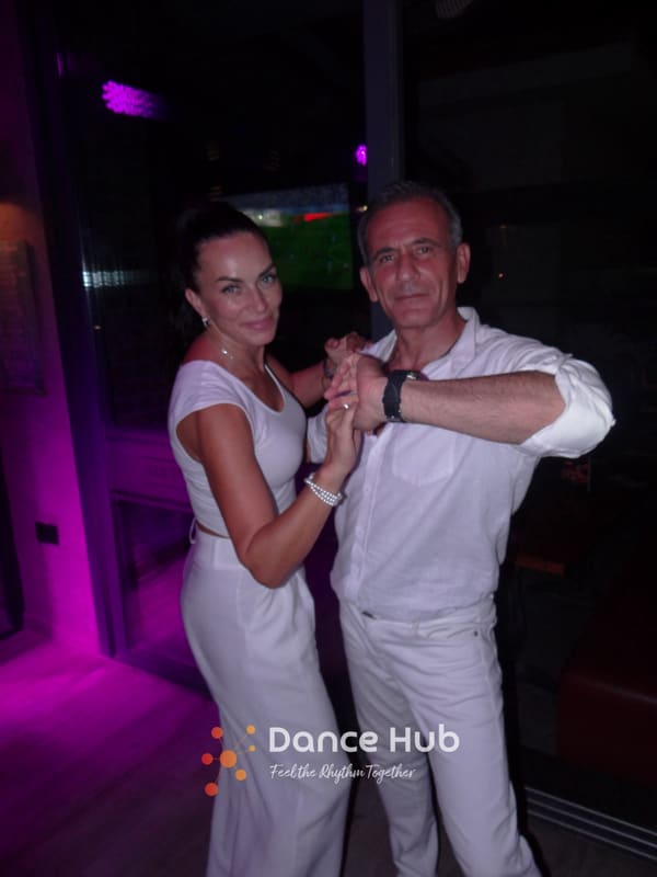 DANCEHUB-005275.jpg