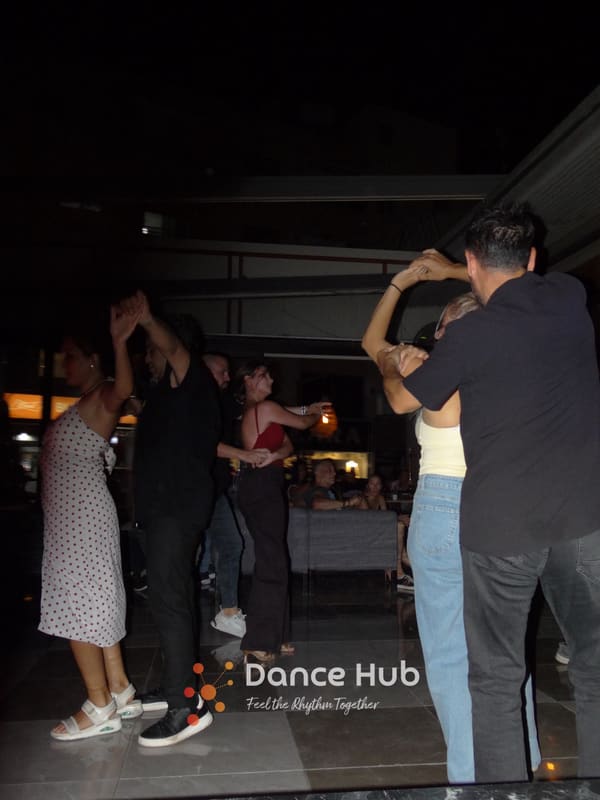 DANCEHUB-004470.jpg
