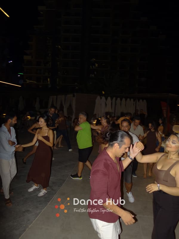 DANCEHUB-003055.jpg
