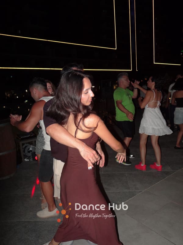 DANCEHUB-003099.jpg