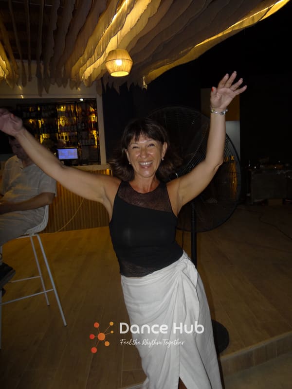DANCEHUB-003110.jpg