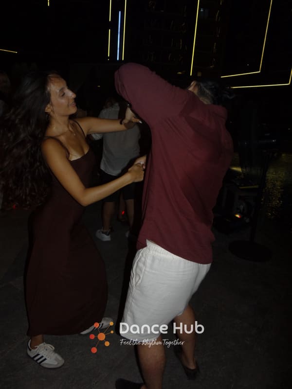 DANCEHUB-003124.jpg