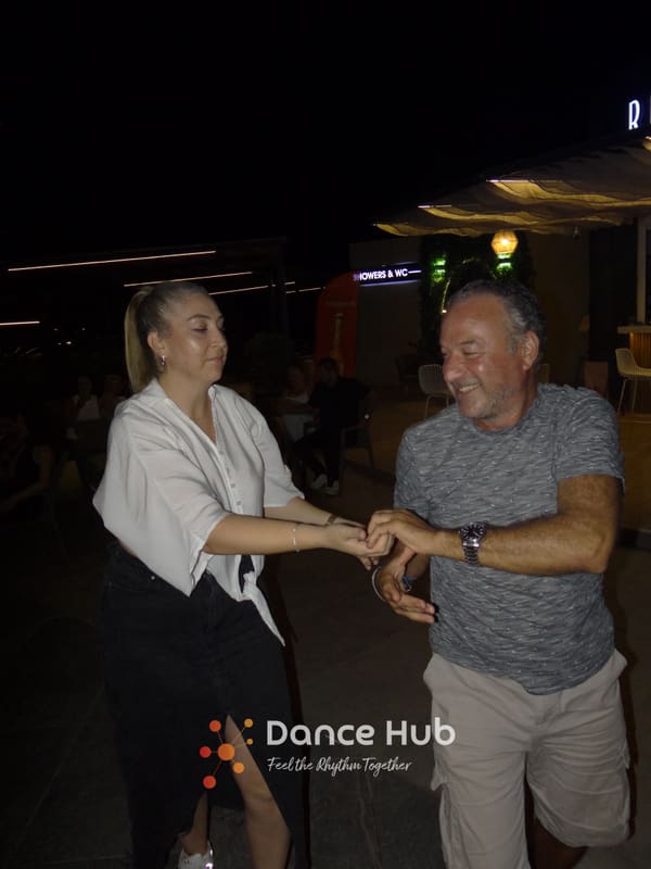 DANCEHUB-005302.jpg