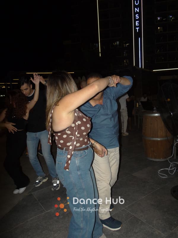 DANCEHUB-005315.jpg